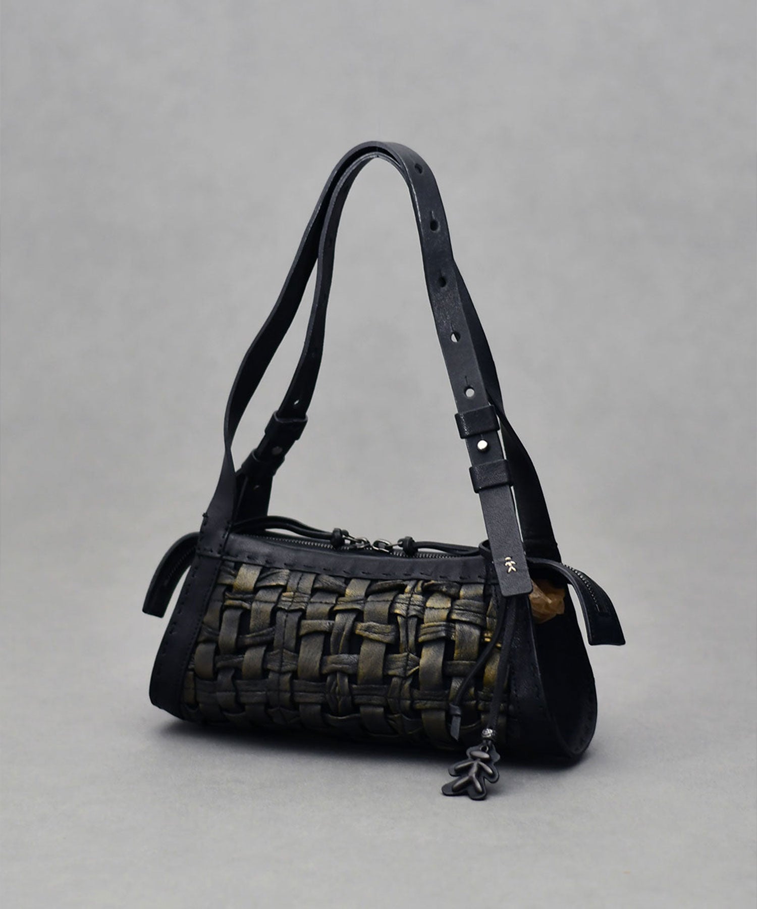 HENRY BEGUELIN – in Touch STYLE & DESIGN