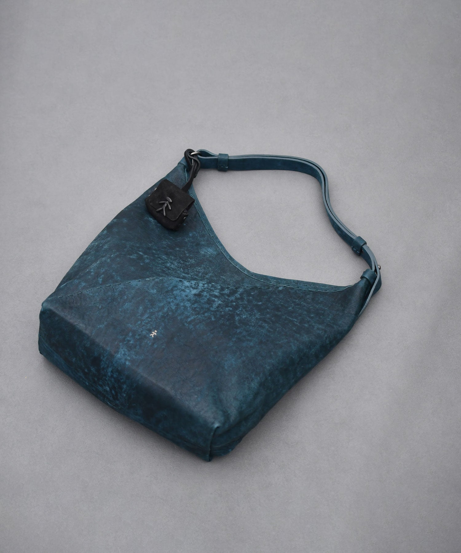 HENRY BEGUELIN – in Touch STYLE & DESIGN