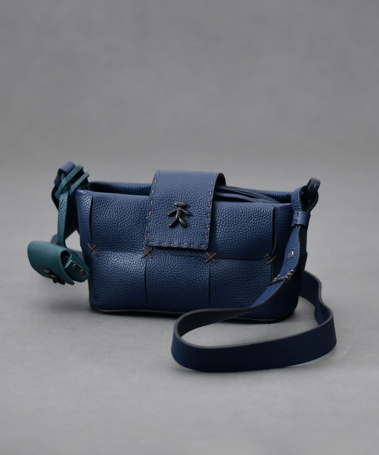 HENRY BEGUELIN ショルダートートブルーグリーン　イタリア製 HENRY BEGUELIN – in Touch STYLE & DESIGN